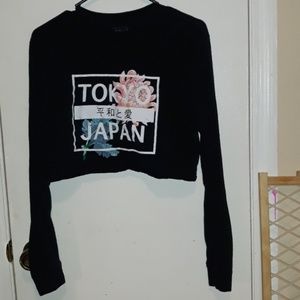 Cropped Long-Sleeved shirt